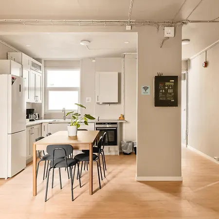 Bergen Guesthouse 3*